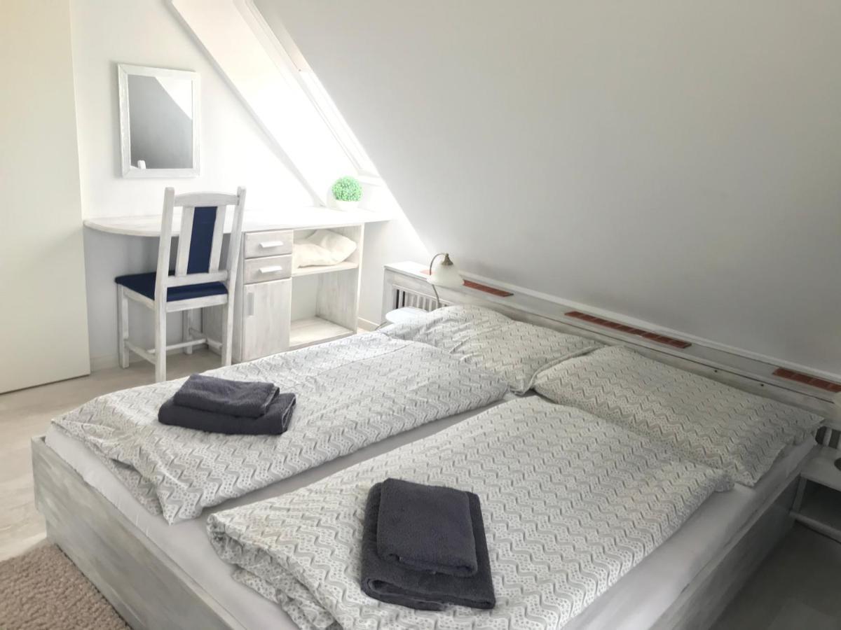 Relax Apartmenthouse Heviz Exterior photo