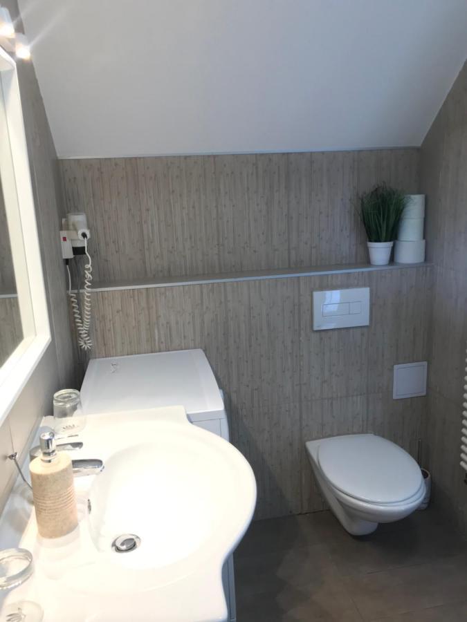 Relax Apartmenthouse Heviz Exterior photo